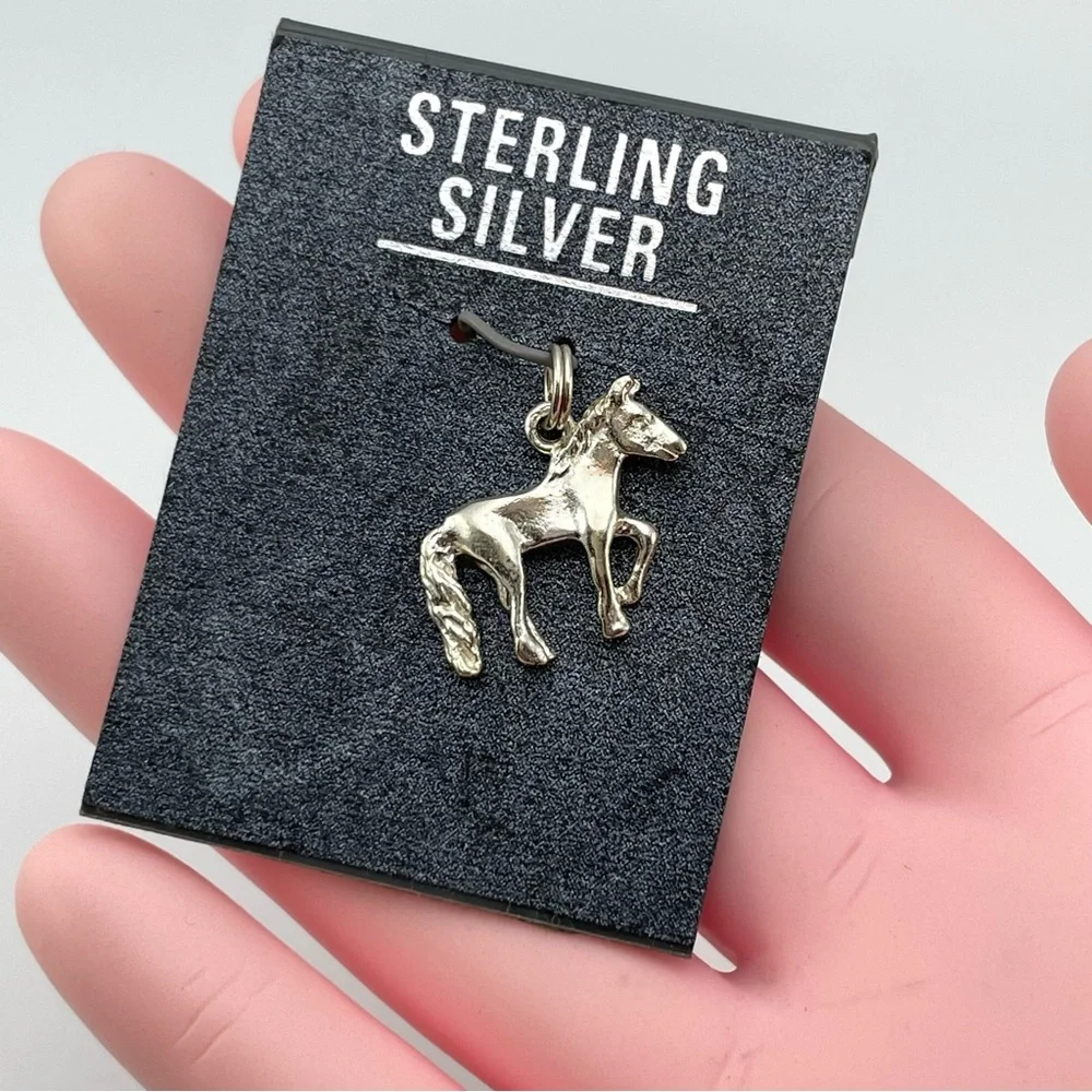 Charming Sterling Silver Horse Charm Pendant Equestrian Jewelry